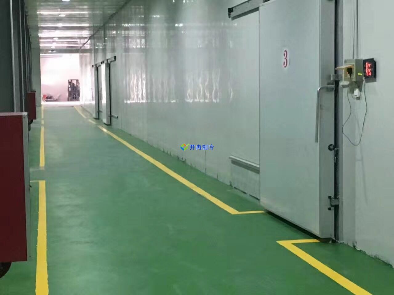 冷藏庫(kù)設(shè)備多少錢(qián)一套，冷庫(kù)建造一平米多少錢(qián)